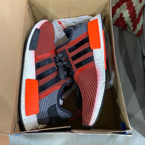 adidas gazelle silver green womens Adidas NMD_R1 Sneakers Size 42
